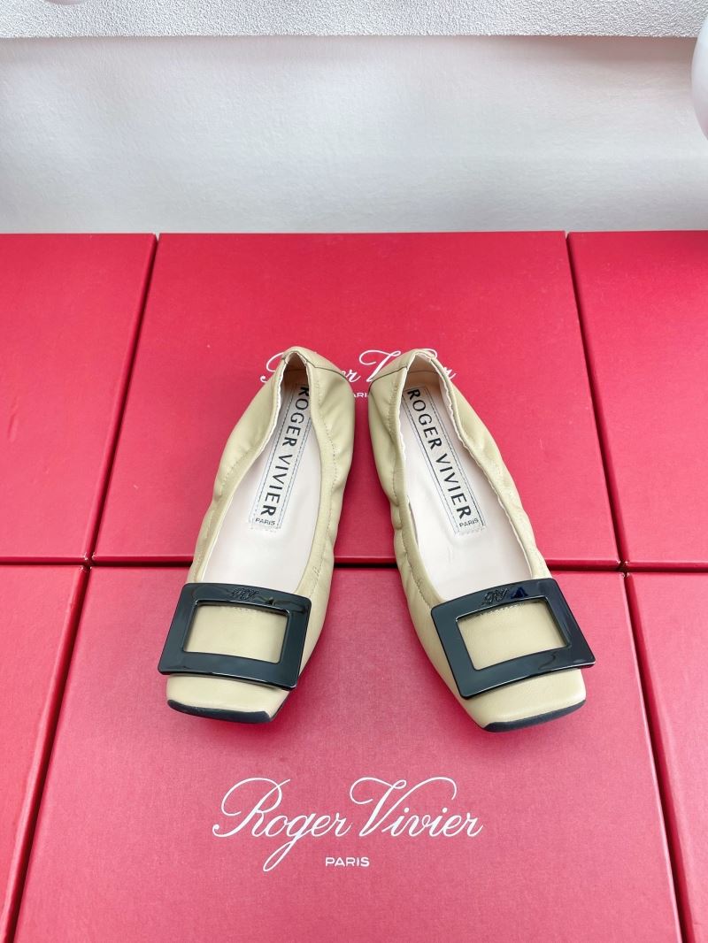 Roger Vivier flat shoes